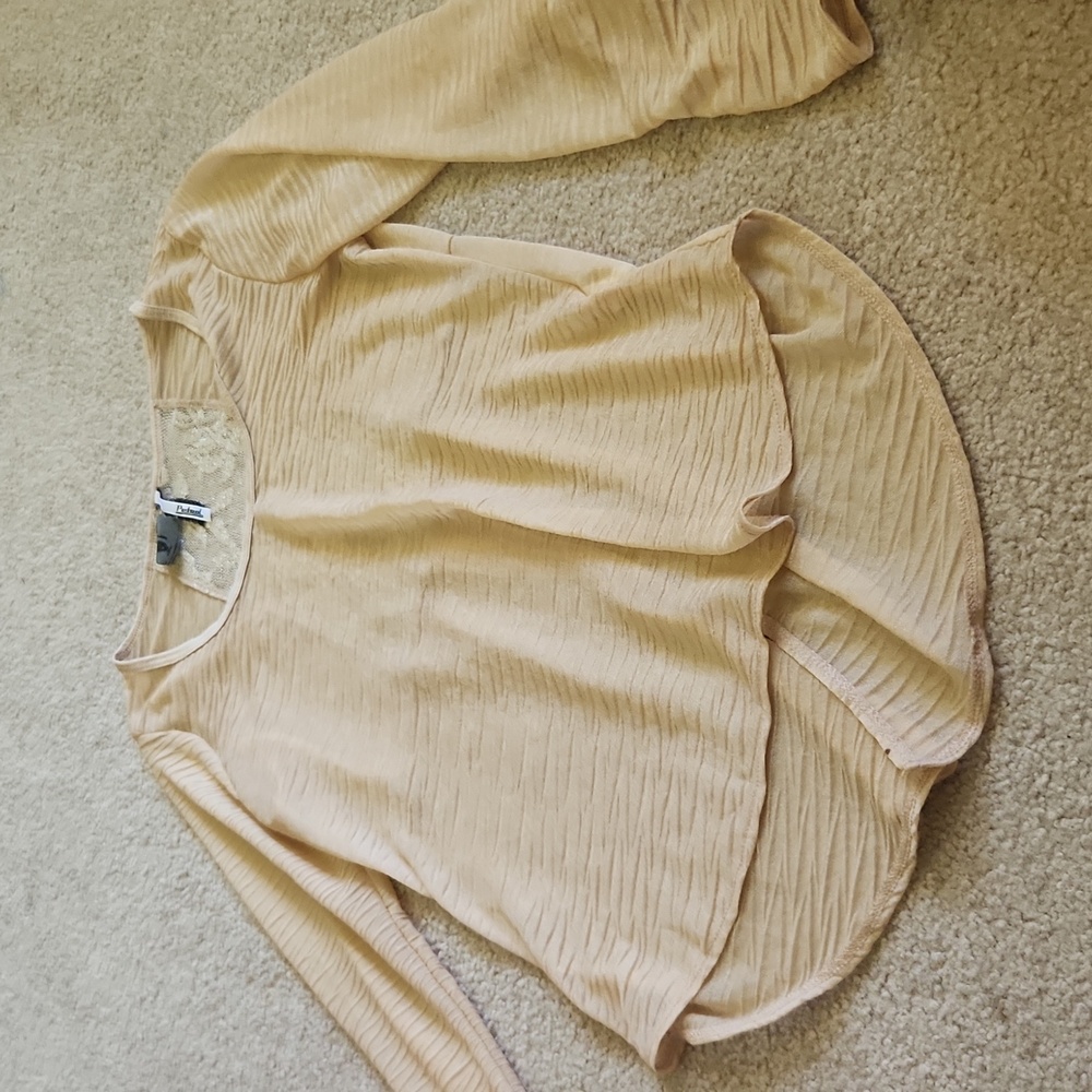 Long sleeve dress shirt